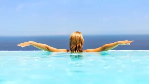 hotel infinity pool