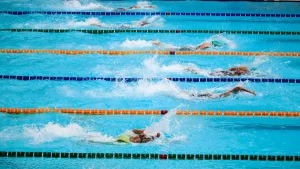 kedalaman kolam renang
