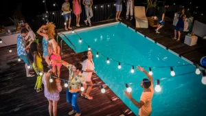 pesta kolam renang