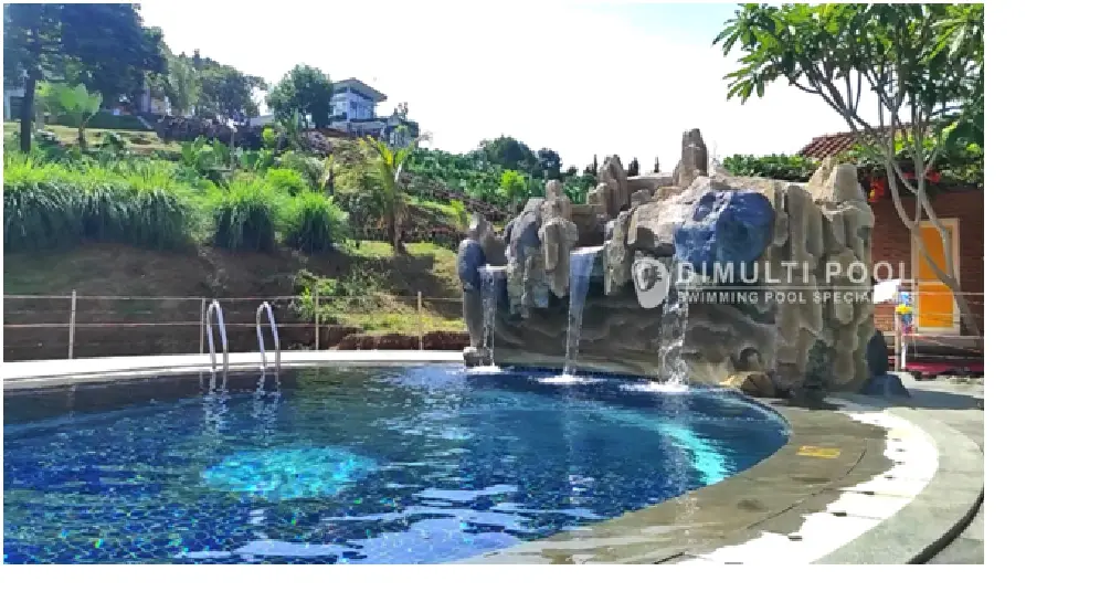 kolam renang villa