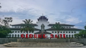 kolam renang di bandung