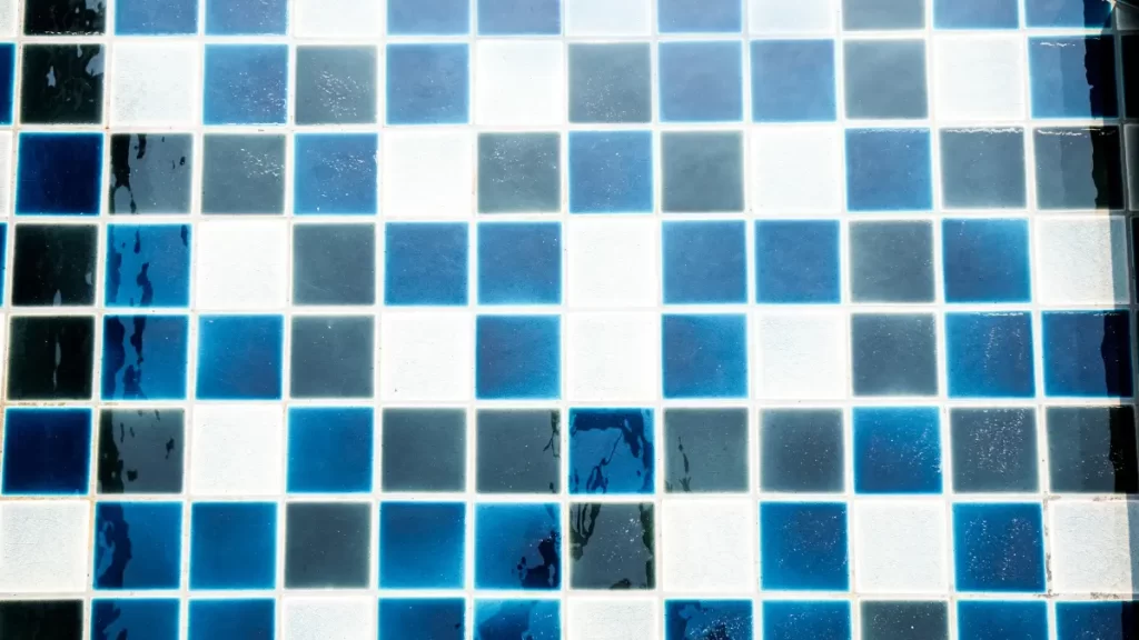 5 Rekomendasi Jenis Mozaik untuk Kolam Renang yang Unique!