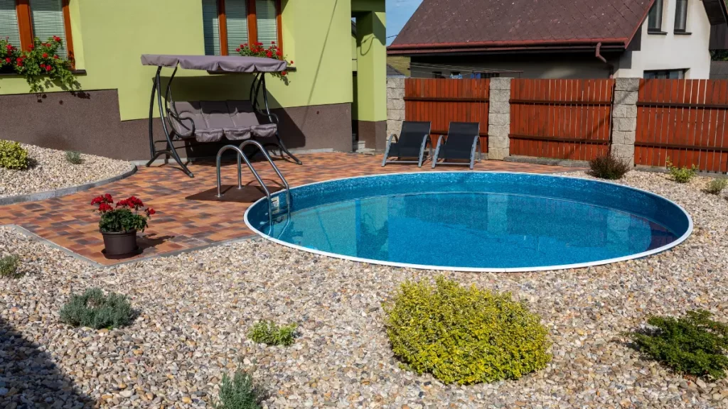 Mau Bikin Kolam Renang di Rumah? Tanyakan 6 Hal Penting Ini!