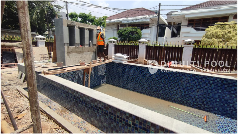 Contoh Desain Kolam Renang Anak & Dewasa di Jakarta Utara