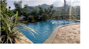 desain kolam renang umum