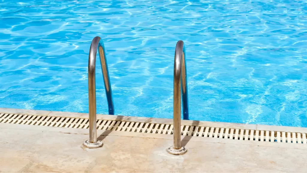 Aksesoris Hand Railing Kolam Renang, Kenapa Begitu Penting?