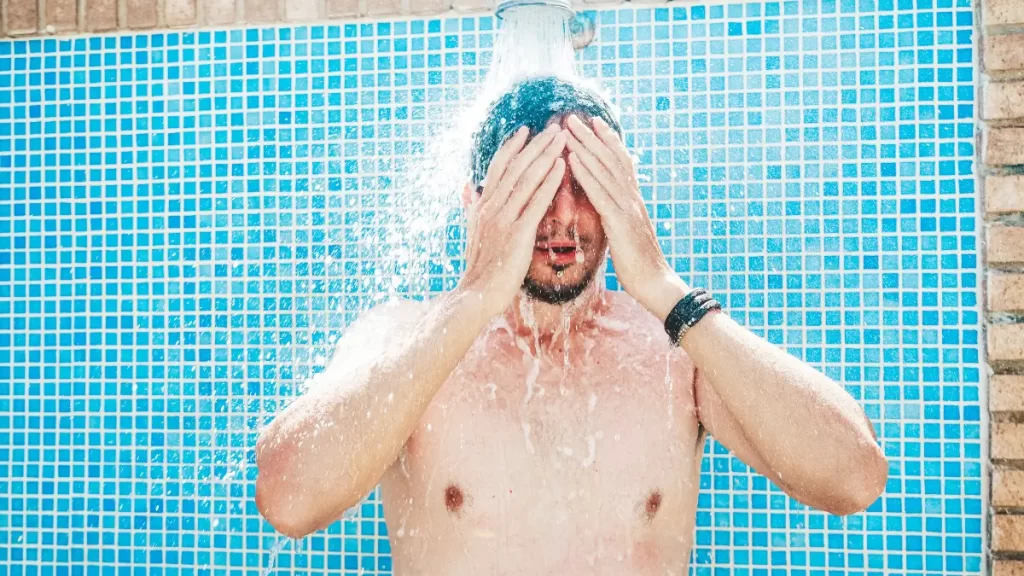 3 Keunggulan Shower Bilas Kolam Renang, Ada yang Portable!