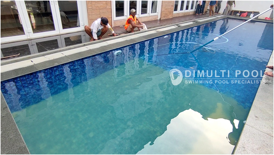 Contoh Desain Kolam Renang Dewasa yang Memukau di Depok!