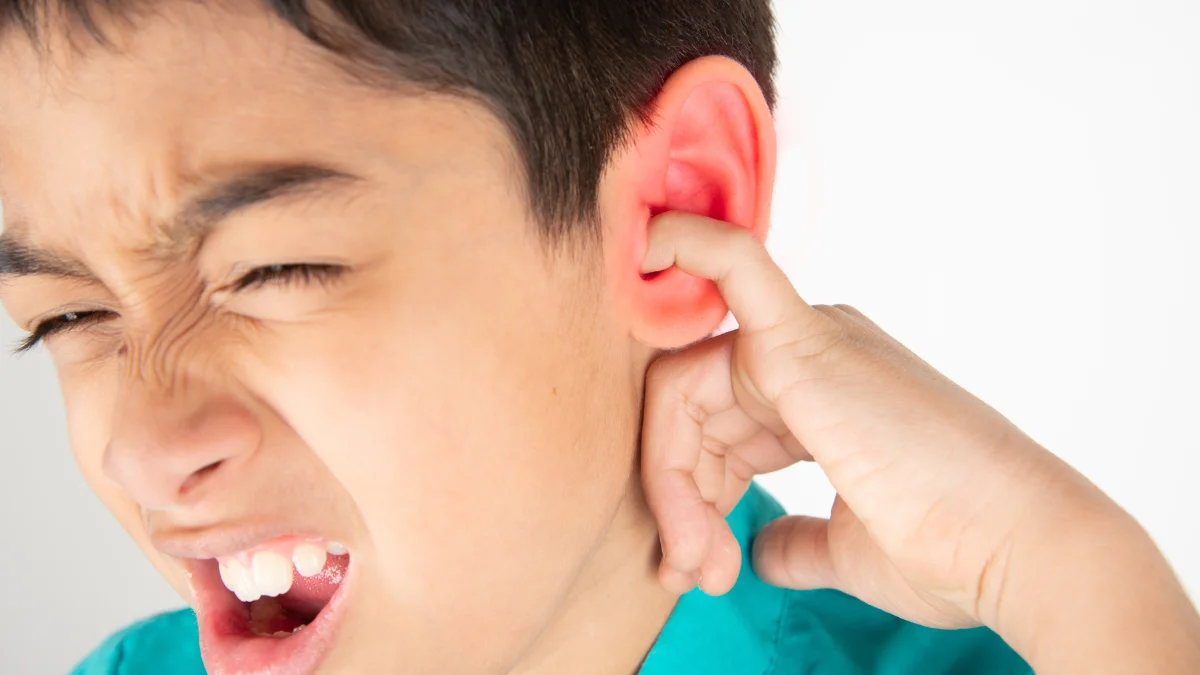 kesehatan telinga di kolam renang