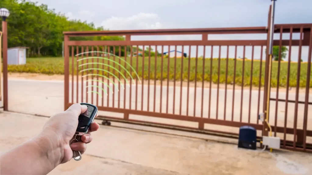 6 Peralatan Keamanan yang Harus Ada di Kolam Renang!