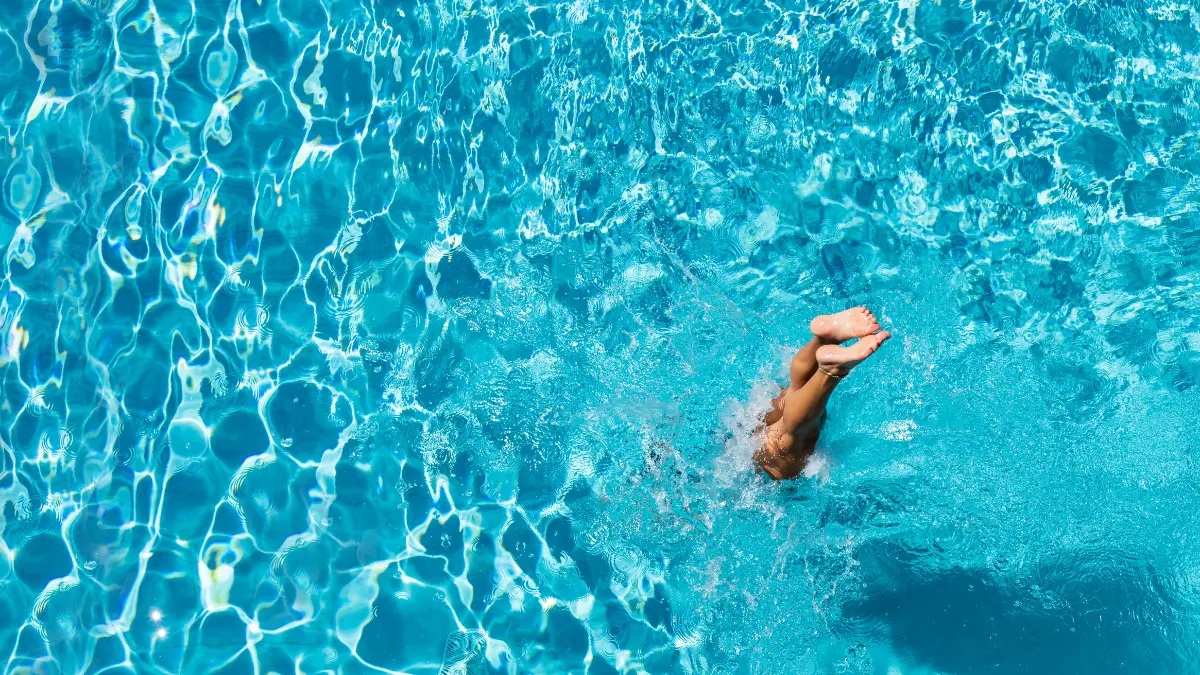 keseimbangan zat kimia di kolam renang