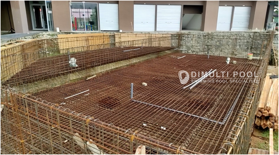 9 Proses Pembuatan Kolam Renang Apartemen di Depok!
