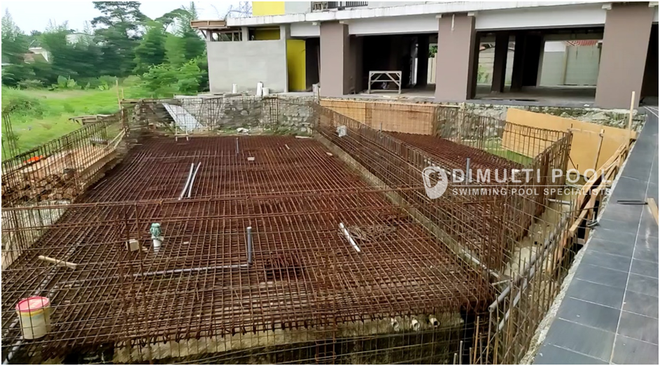 9 Proses Pembuatan Kolam Renang Apartemen di Depok!