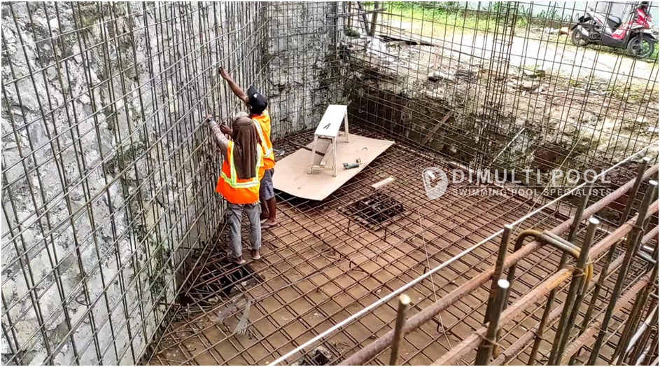 9 Proses Pembuatan Kolam Renang Apartemen di Depok!