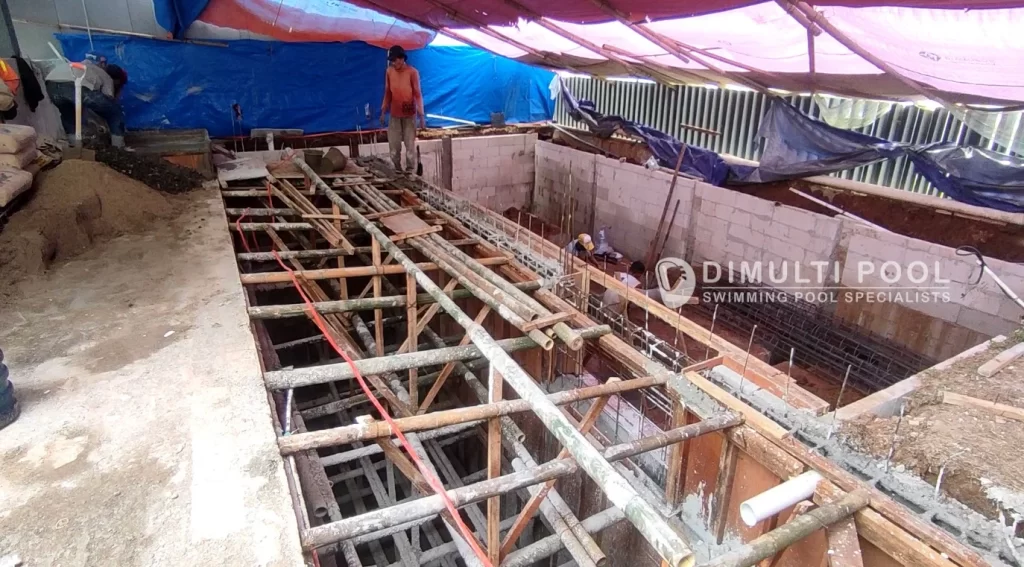 Jasa Pembuatan Kolam Renang Tangerang Selatan, Minimalis!