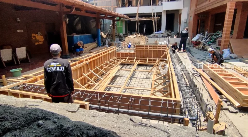 Jasa Renovasi Kolam Renang di Yogyakarta, Ini 9 Prosesnya!