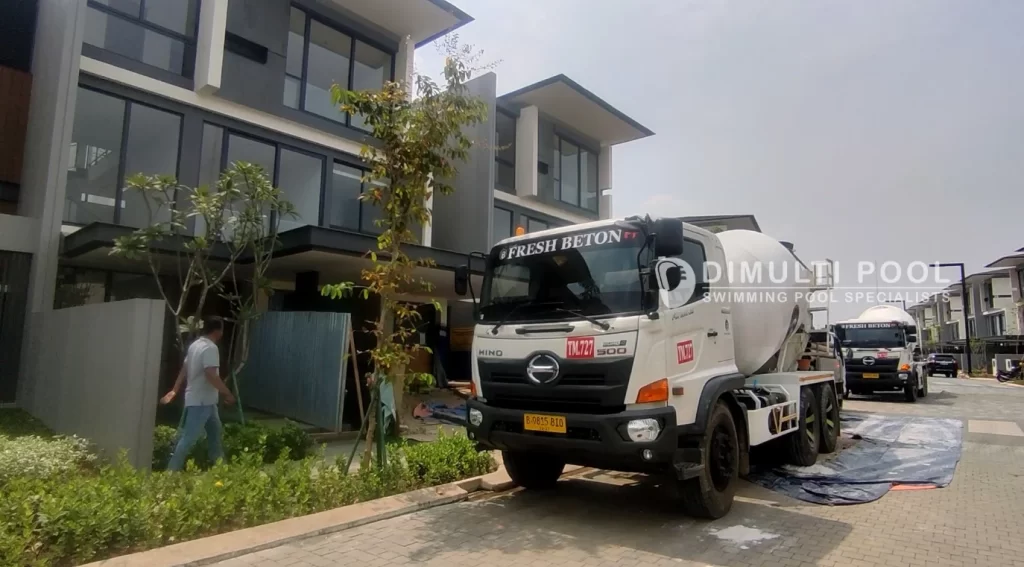 Jasa Pembuatan Kolam Renang Tangerang Selatan, Minimalis!