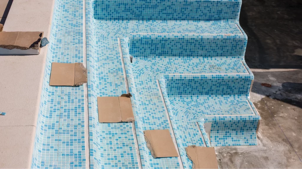 Finishing Kolam Renang, Definisi, Manfaat & 5 Jenisnya!